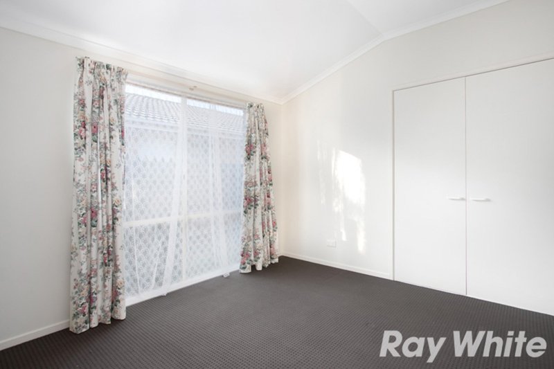 Photo - 36 Pommel Street, Pakenham VIC 3810 - Image 5