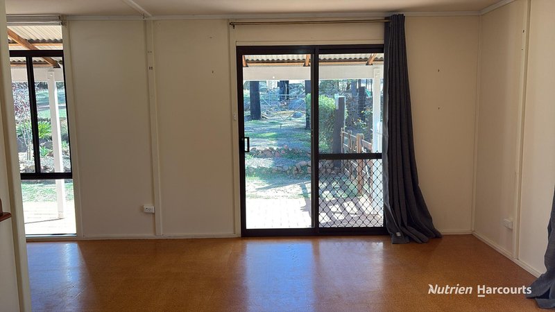 Photo - 36 Quigley Street, Narrogin WA 6312 - Image 7