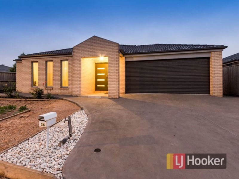 36 Redcliffe Terrace, Taylors Hill VIC 3037