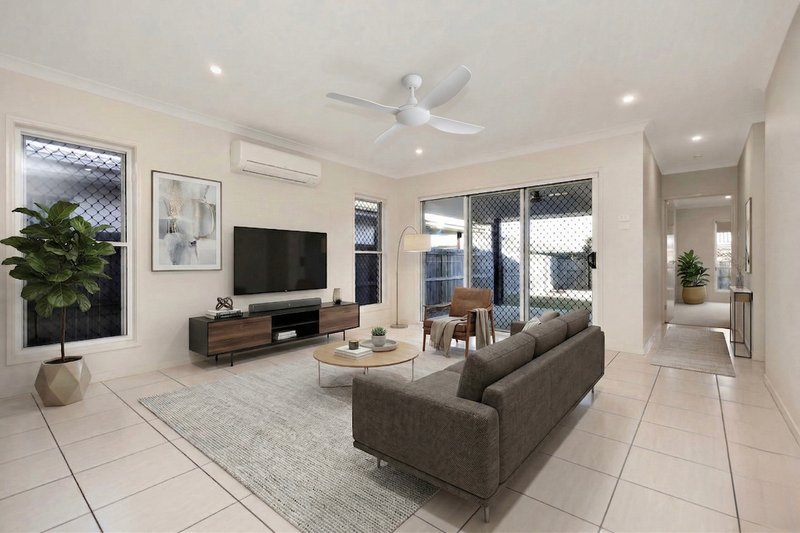 Photo - 36 Retreat Crescent, Narangba QLD 4504 - Image 4