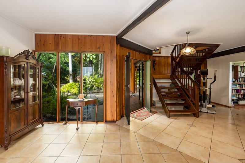 Photo - 36 Reynolds Road, Oak Beach QLD 4877 - Image 17