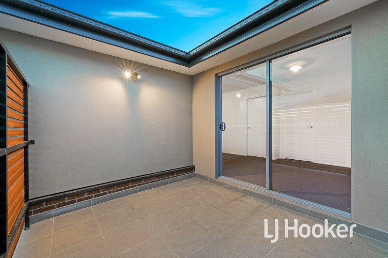 Photo - 3/6 Robert Street, Dandenong VIC 3175 - Image 12