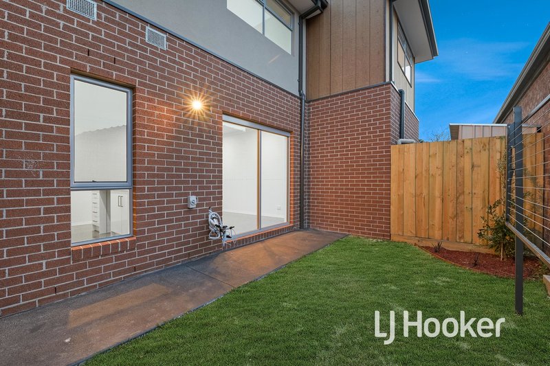 Photo - 3/6 Robert Street, Dandenong VIC 3175 - Image 13