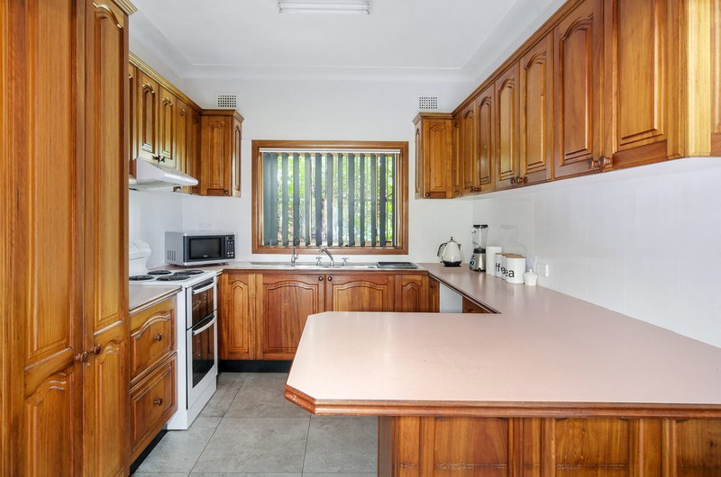 Photo - 36 Robertson Road, Chester Hill NSW 2162 - Image 4