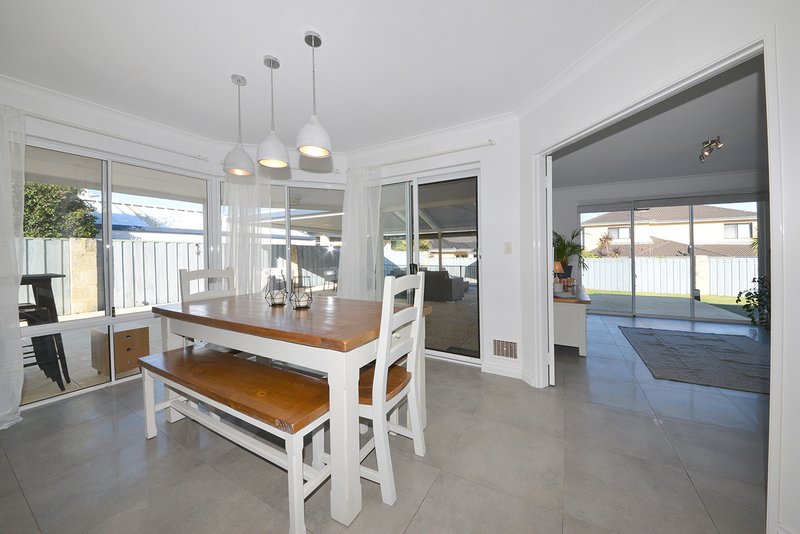 Photo - 36 Rochester Drive, Mindarie WA 6030 - Image 16