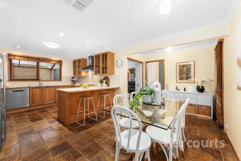 Photo - 36 Roehampton Avenue, Wantirna VIC 3152 - Image 4