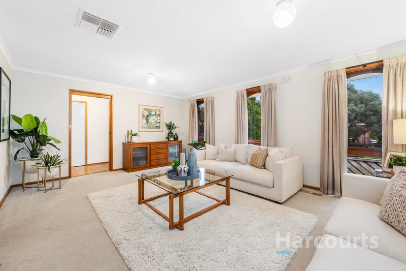 Photo - 36 Roehampton Avenue, Wantirna VIC 3152 - Image 6