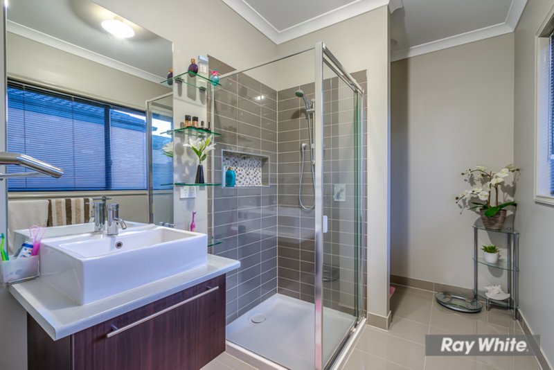 Photo - 36 Ronald Road, Truganina VIC 3029 - Image 5