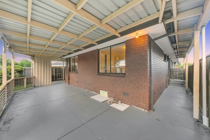 Photo - 36 Rosebery Street, Altona Meadows VIC 3028 - Image 10