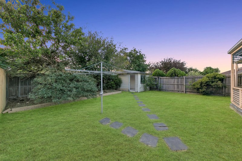 Photo - 36 Rosebery Street, Altona Meadows VIC 3028 - Image 11