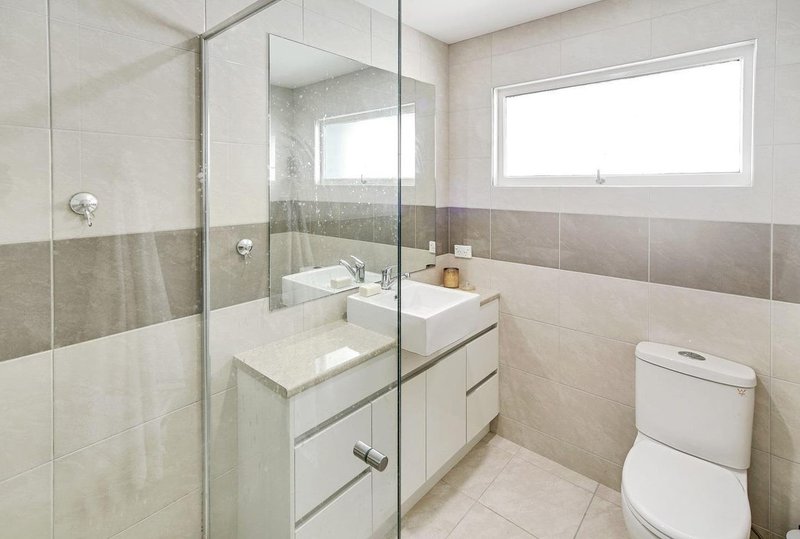 Photo - 36 Russell Avenue, Norman Park QLD 4170 - Image 10