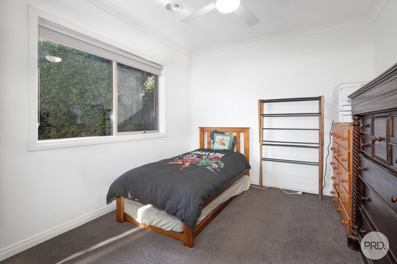 Photo - 3/6 Sainsbury Court, Mount Clear VIC 3350 - Image 9