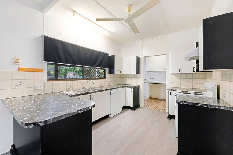 Photo - 36 Sanford Street, Leanyer NT 0812 - Image 3