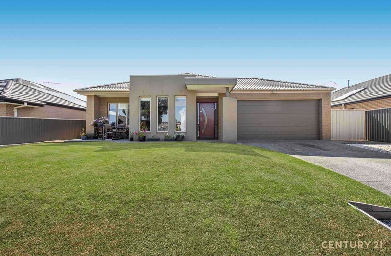 36 Sarton Link, Pakenham VIC 3810