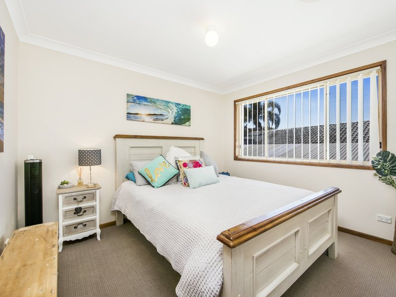 Photo - 36 Scenic Drive, Budgewoi NSW 2262 - Image 11