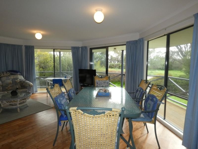 Photo - 36 Sheoak Road, The Pines SA 5577 - Image 7