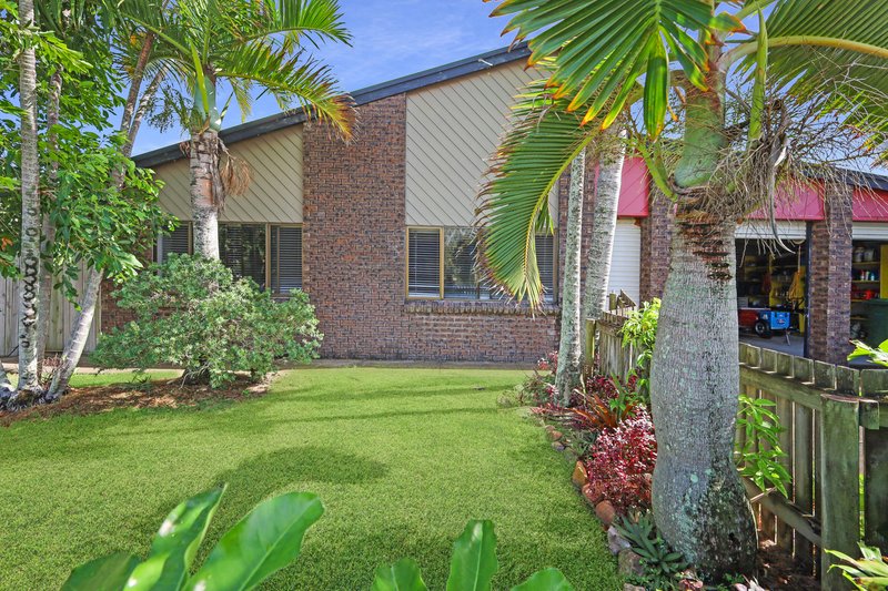 Photo - 36 South Pacific Avenue, Slade Point QLD 4740 - Image 3