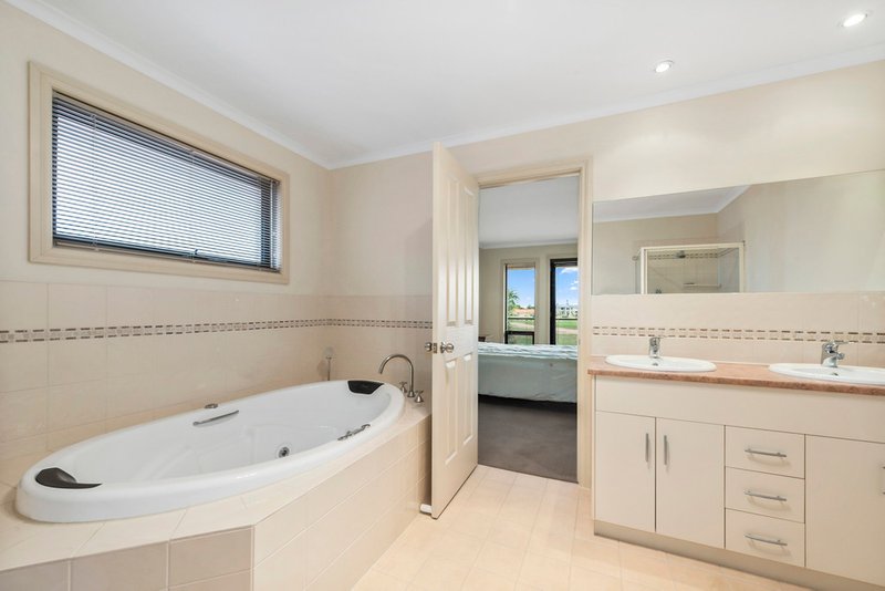 Photo - 36 Stately Way, Wallaroo SA 5556 - Image 14