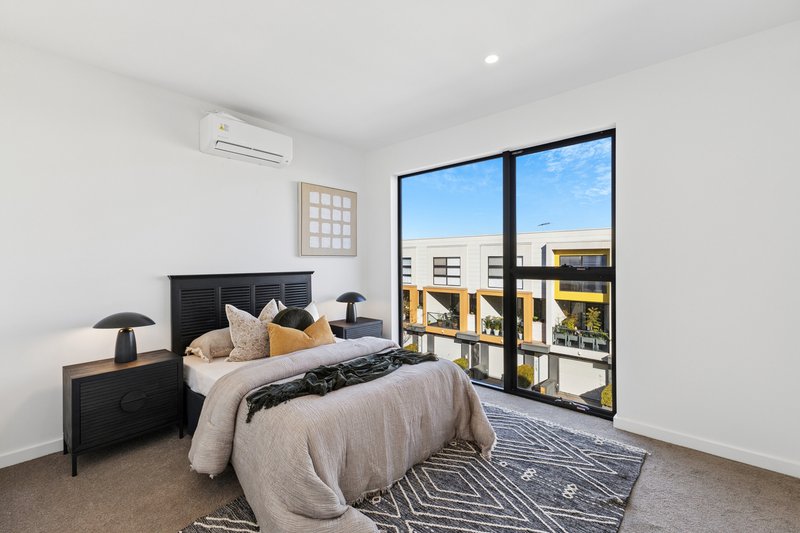Photo - 36 Steeplechase Avenue, St Clair SA 5011 - Image 11