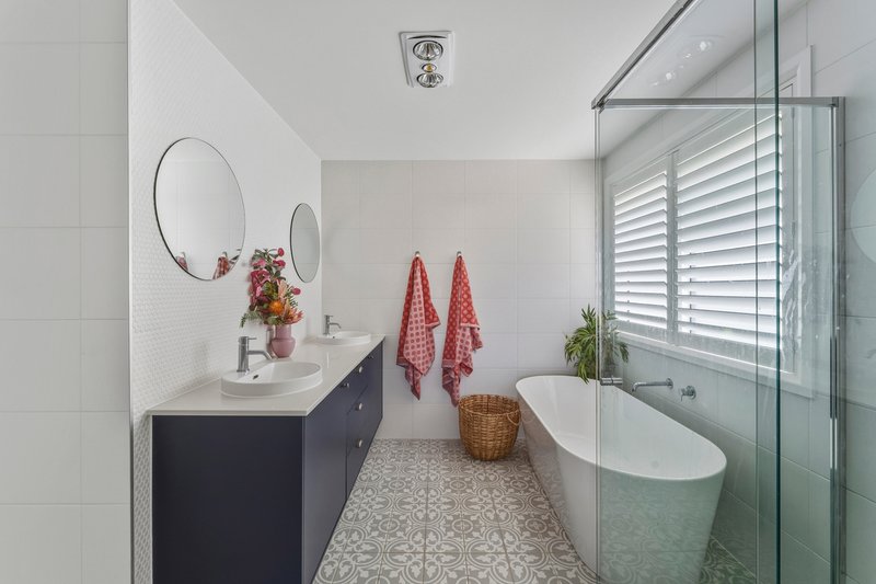 Photo - 36 Sunnyspot Boulevard, Catherine Hill Bay NSW 2281 - Image 11