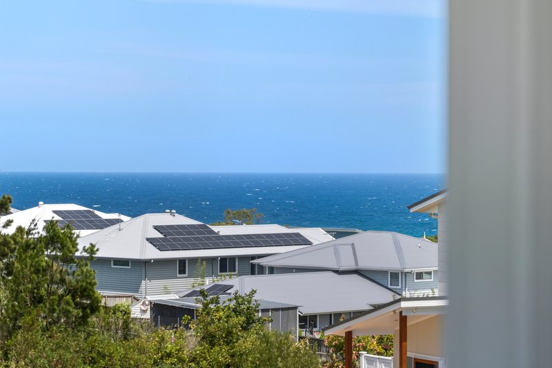 Photo - 36 Sunnyspot Boulevard, Catherine Hill Bay NSW 2281 - Image 1