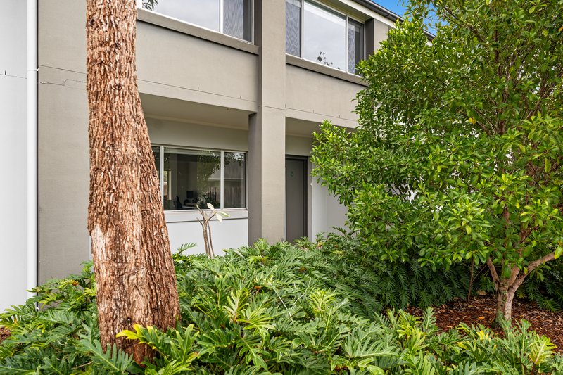 Photo - 3/6 Sunseeker Street, Burpengary QLD 4505 - Image 2