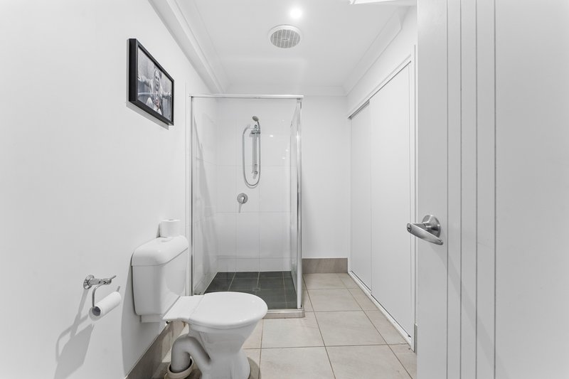Photo - 3/6 Sunseeker Street, Burpengary QLD 4505 - Image 5