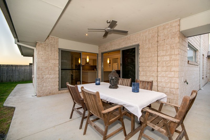 Photo - 36 Sunstone Circuit, Mango Hill QLD 4509 - Image 18