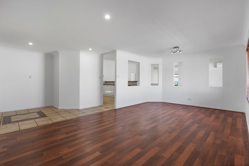 Photo - 36 Susan Godfrey Drive, Windaroo QLD 4207 - Image 2