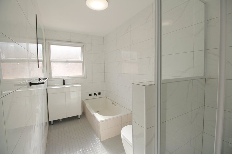 Photo - 36 Taunton Road, Hurstville NSW 2220 - Image 3
