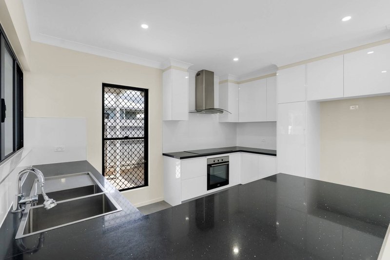Photo - 36 The Avenue, Trinity Park QLD 4879 - Image 2