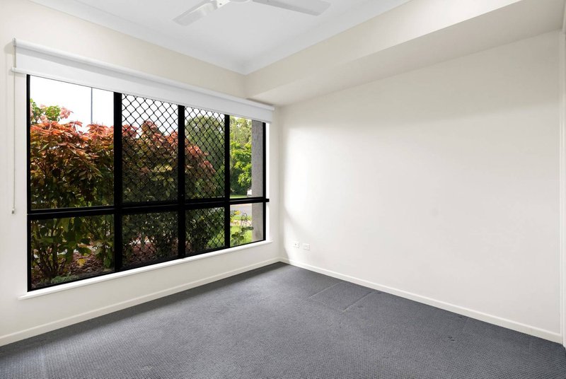 Photo - 36 The Avenue, Trinity Park QLD 4879 - Image 8