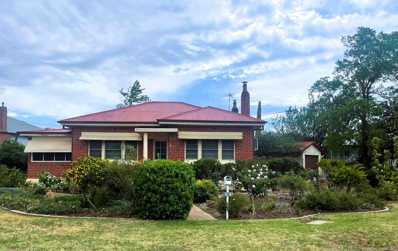 36 The Circle, Griffith NSW 2680