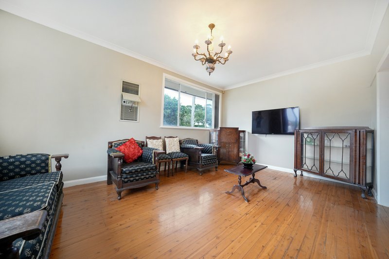 Photo - 36 The Crescent, Toongabbie NSW 2146 - Image 2