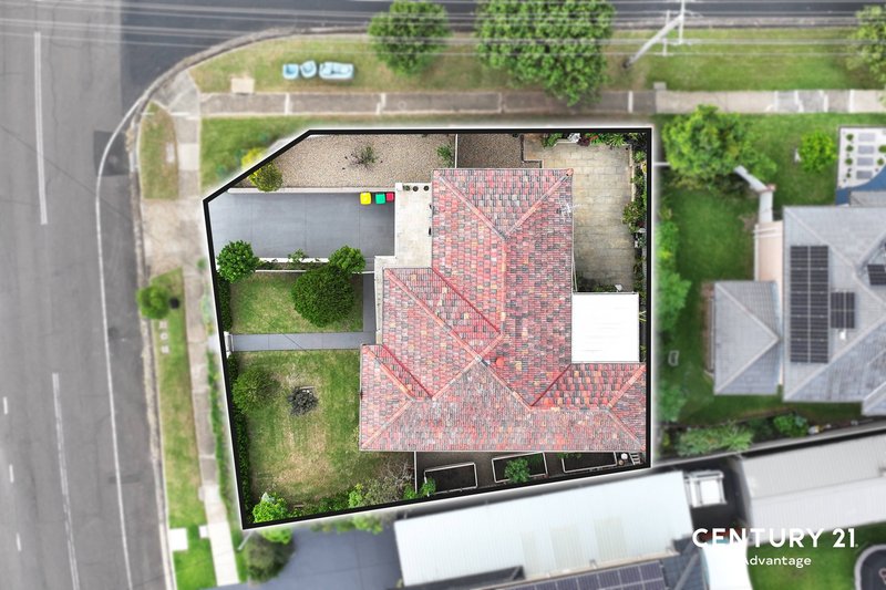 Photo - 36 The Crescent, Toongabbie NSW 2146 - Image 11