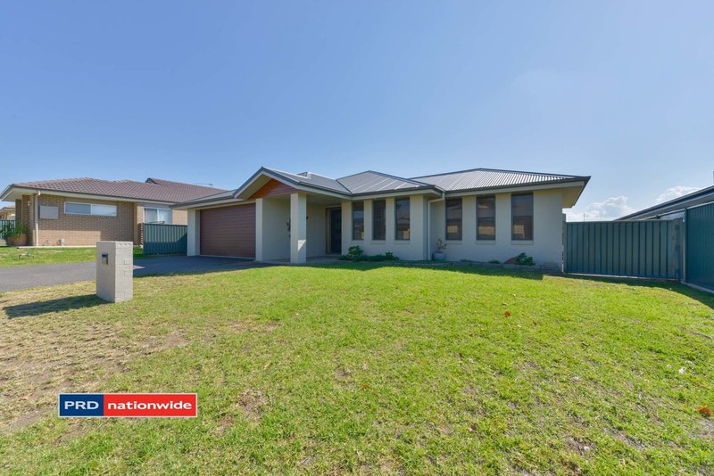 Photo - 36 The Heights, Tamworth NSW 2340 - Image 11