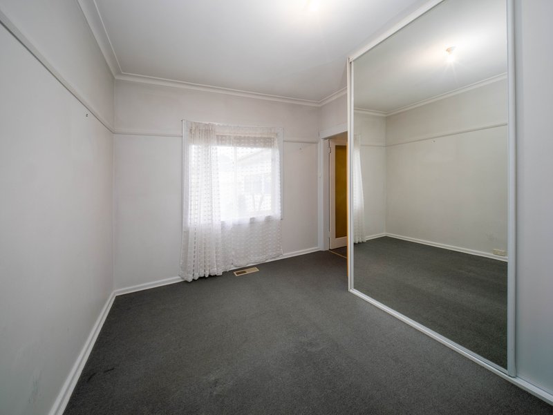 Photo - 36 Thomas Street, Airport West VIC 3042 - Image 9