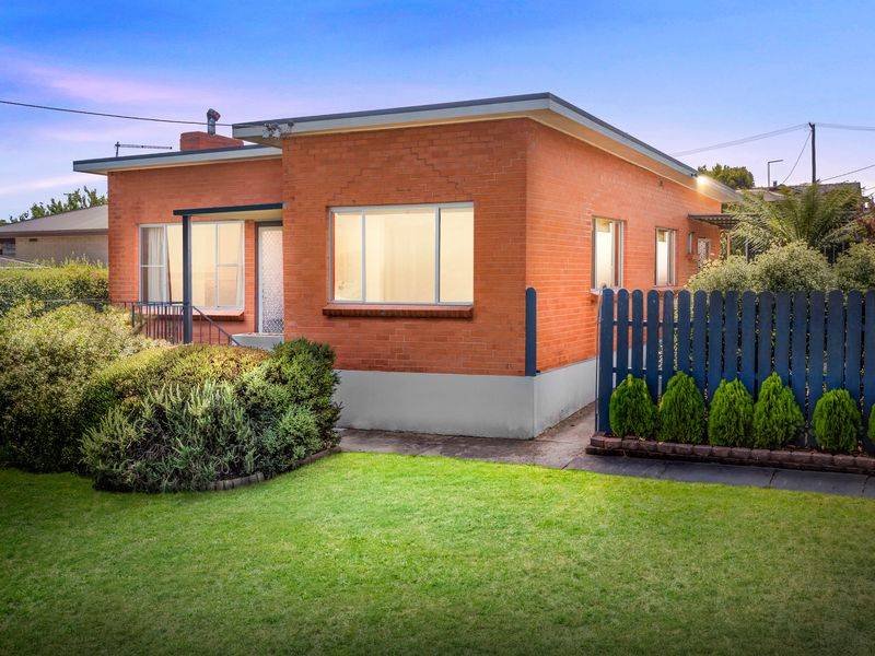 36 Thompsons Lane, Newnham TAS 7248