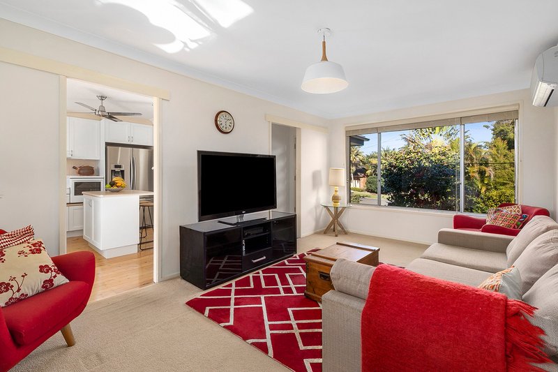 Photo - 36 Tiarri Avenue, Terrey Hills NSW 2084 - Image 2