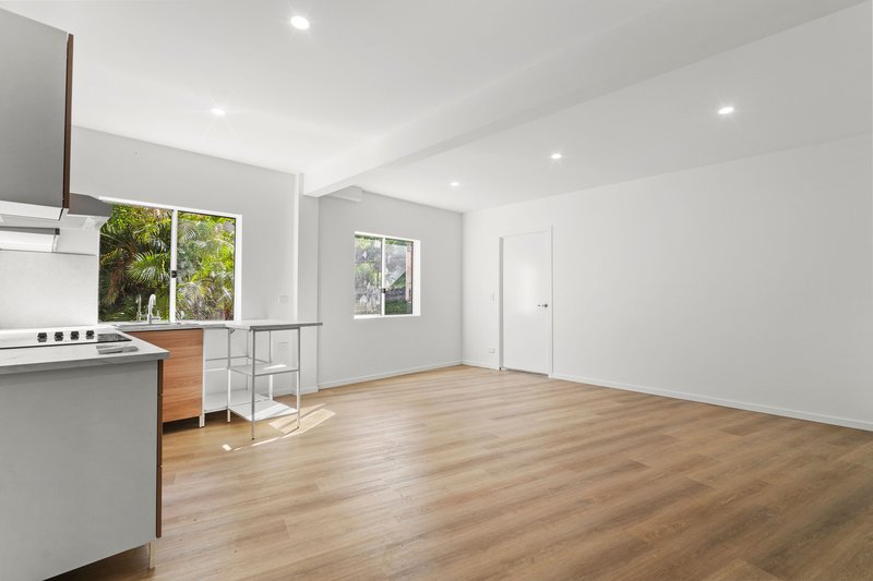 Photo - 36 Tingi Avenue, Tanah Merah QLD 4128 - Image 7