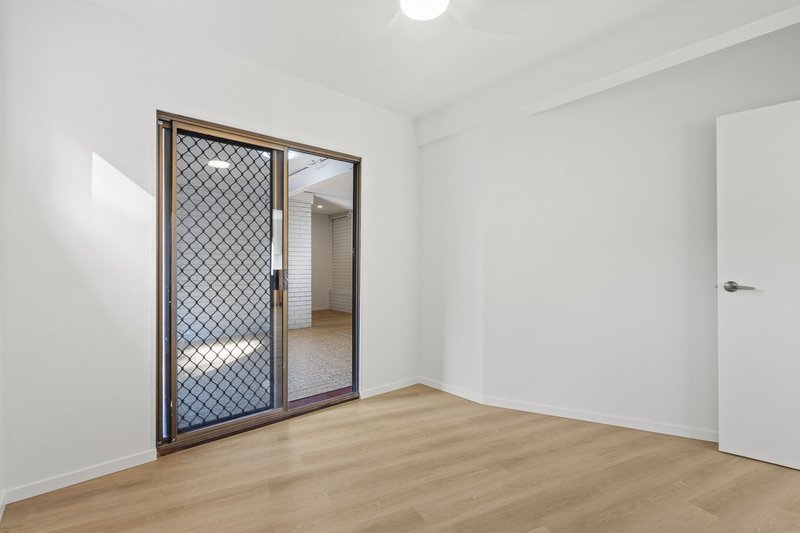 Photo - 36 Tingi Avenue, Tanah Merah QLD 4128 - Image 8