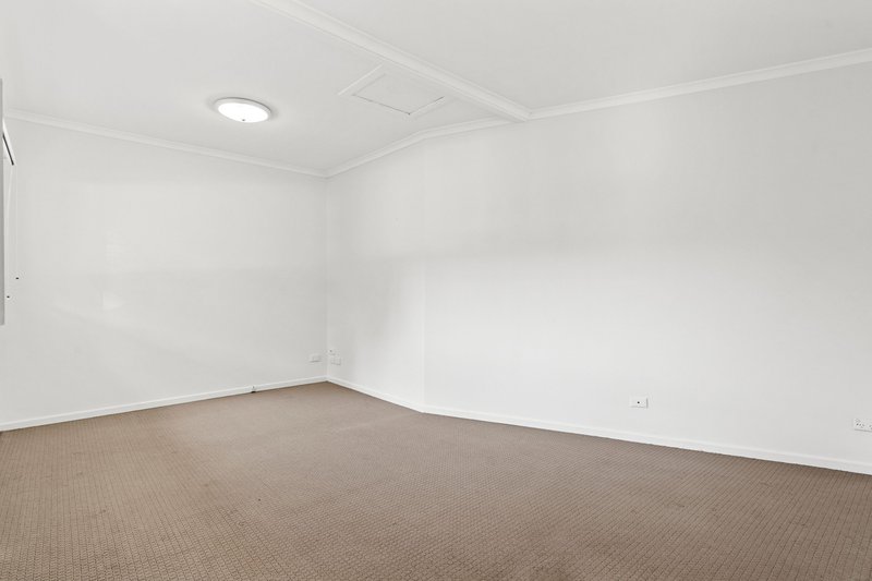Photo - 36 Tingi Avenue, Tanah Merah QLD 4128 - Image 16