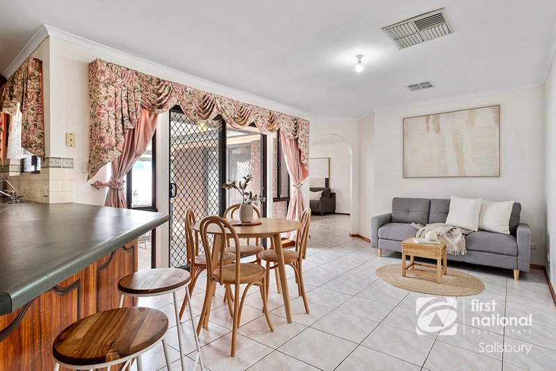 Photo - 36 Tregenza Court, Parafield Gardens SA 5107 - Image 13