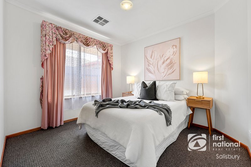 Photo - 36 Tregenza Court, Parafield Gardens SA 5107 - Image 18