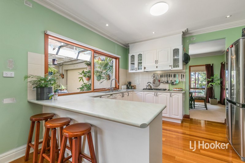 Photo - 36 Truganina Avenue, Seabrook VIC 3028 - Image 9