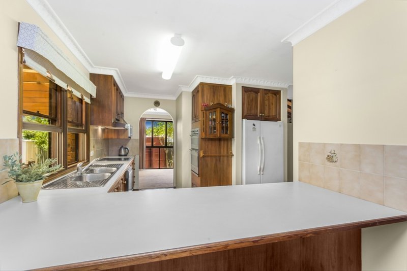 Photo - 36 Ustinov Crescent, Mcdowall QLD 4053 - Image 5