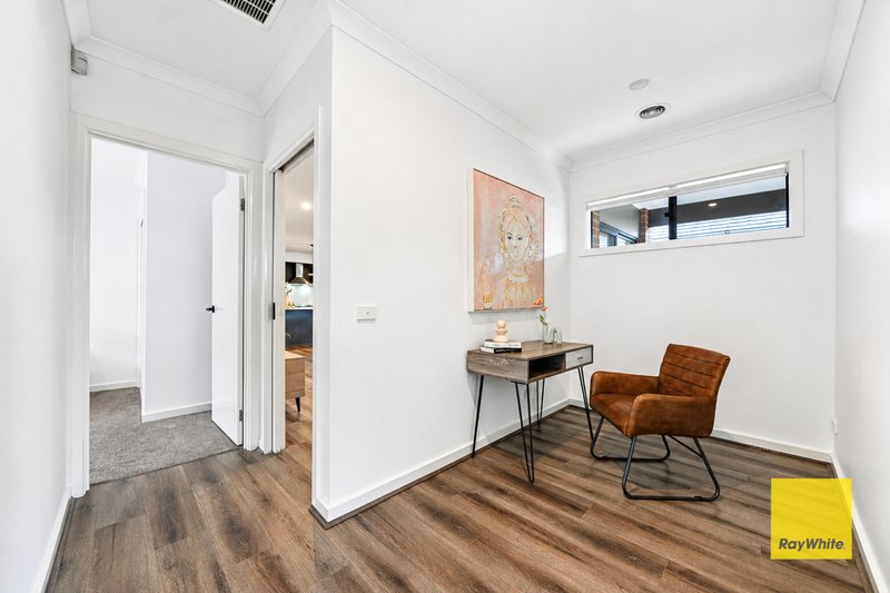 Photo - 36 Valiant Street, Deanside VIC 3336 - Image 8