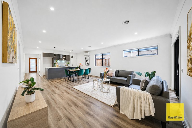 Photo - 36 Valiant Street, Deanside VIC 3336 - Image 11