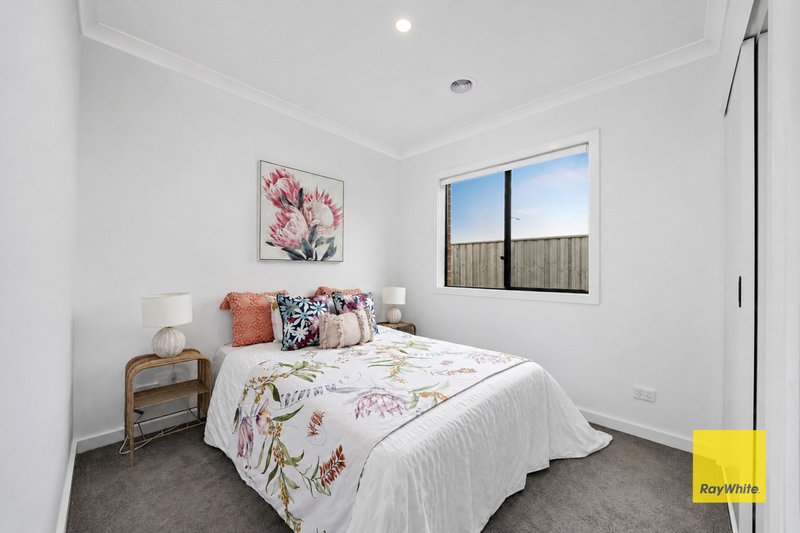Photo - 36 Valiant Street, Deanside VIC 3336 - Image 16
