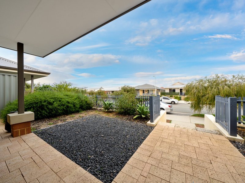 Photo - 36 Villena Parade, Alkimos WA 6038 - Image 3